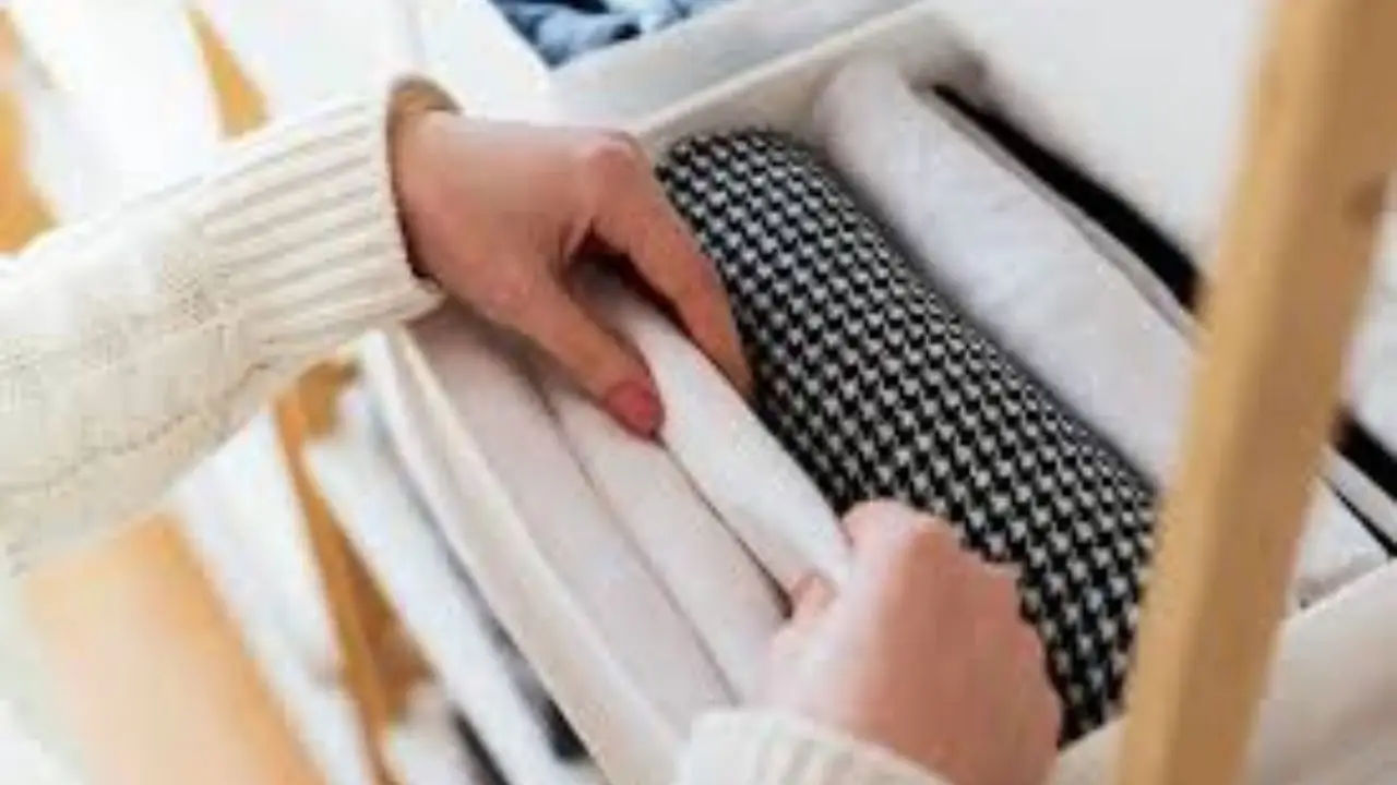 Metodo facile per igienizzare velocemente cassetti e pensili